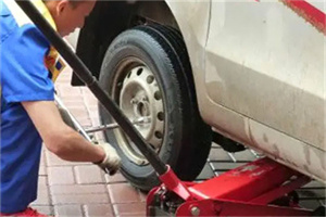 阆中附近拖车24小时服务热线电话